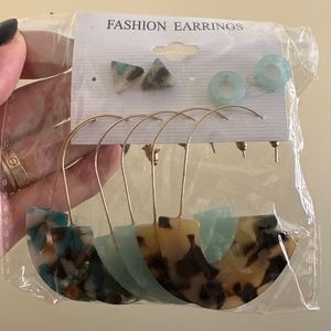 Earring set